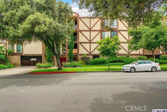 Detail Gallery Image 18 of 23 For 65 N Allen Ave #109,  Pasadena,  CA 91106 - 2 Beds | 2 Baths