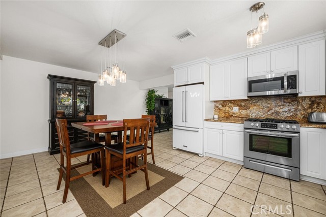 Image 8 of 55 For 590 Espanita