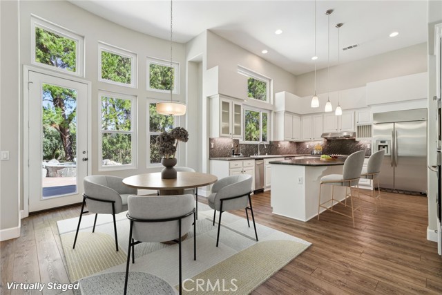 Detail Gallery Image 14 of 68 For 24966 Tyler Pl, Murrieta,  CA 92562 - 6 Beds | 3/1 Baths