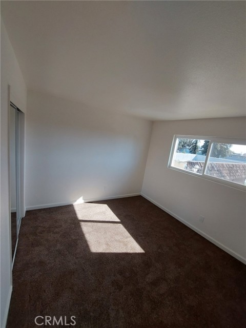 Detail Gallery Image 4 of 9 For 136 W Saginaw Way #203,  Fresno,  CA 93705 - 2 Beds | 1 Baths