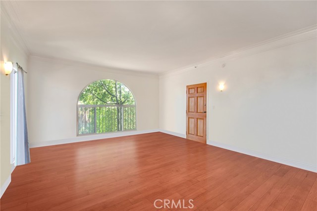 Detail Gallery Image 6 of 24 For 251 N Kenmore Ave #2,  Los Angeles,  CA 90004 - 2 Beds | 1 Baths