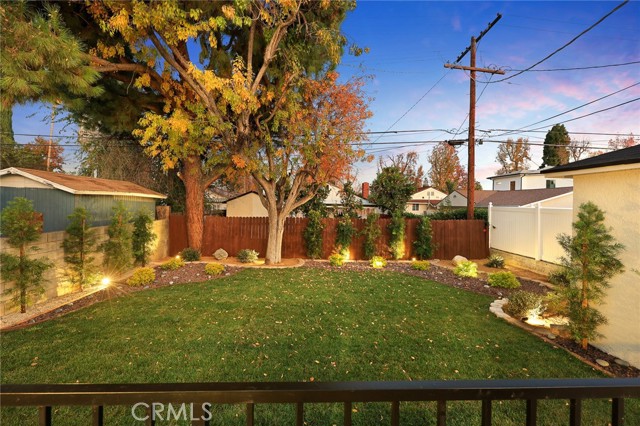 Detail Gallery Image 36 of 49 For 5052 Newcastle, Encino,  CA 91316 - 3 Beds | 2 Baths