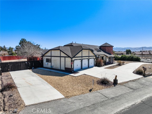 Detail Gallery Image 55 of 65 For 13889 Olathe Rd, Apple Valley,  CA 92307 - 5 Beds | 2/1 Baths