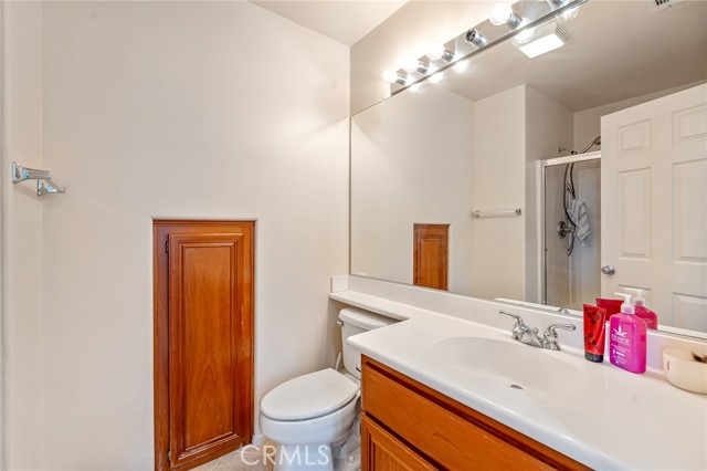 Detail Gallery Image 17 of 41 For 1070 Mandevilla Way, Corona,  CA 92879 - 3 Beds | 3/1 Baths