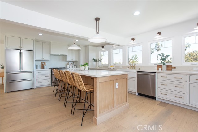 2348 Sunnyside Ridge Road, Rancho Palos Verdes, California 90275, 4 Bedrooms Bedrooms, ,2 BathroomsBathrooms,Residential,Sold,Sunnyside Ridge,PW23030378