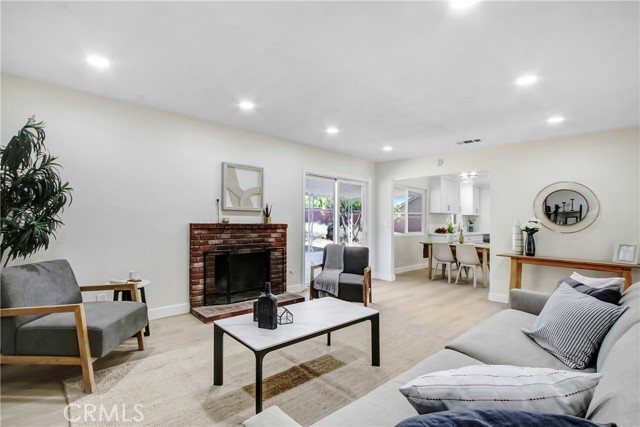 Detail Gallery Image 11 of 24 For 18920 Nandina, Riverside,  CA 92508 - 4 Beds | 2 Baths