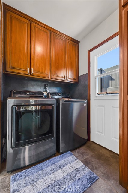 Image 13 of 33 For 6337 Droxford St