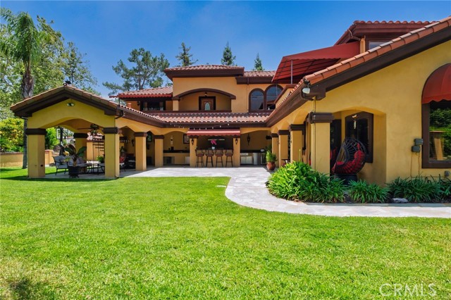948 Peninsula Avenue, Claremont CA: https://media.crmls.org/medias/f9e9ccaf-cc45-4ae9-8f91-3db15111d064.jpg