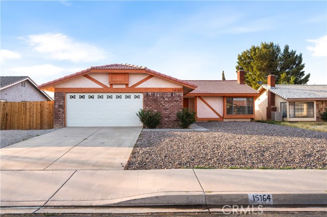 Detail Gallery Image 1 of 39 For 15164 Mesquite Ave, Victorville,  CA 92394 - 3 Beds | 2 Baths