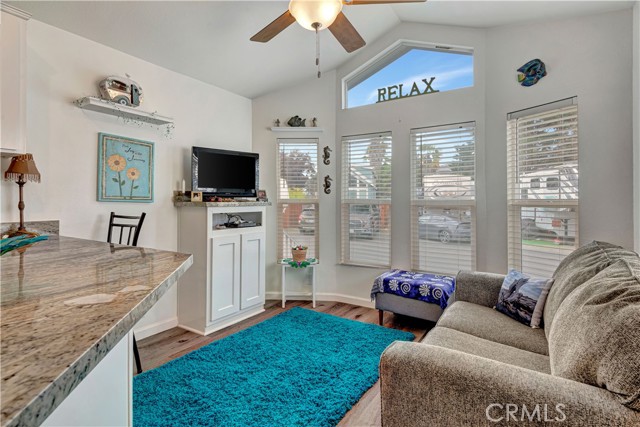 Detail Gallery Image 3 of 11 For 1680 Main St #19,  Morro Bay,  CA 93442 - 1 Beds | 1 Baths