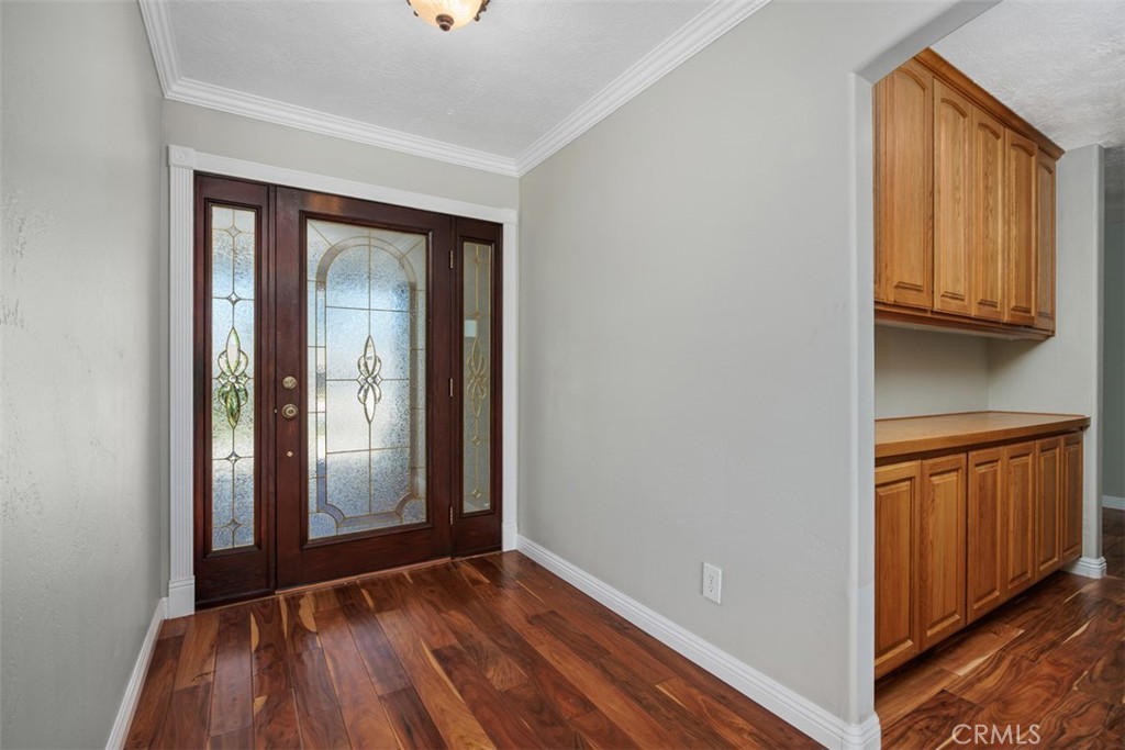 1075 La Reina - photo 4