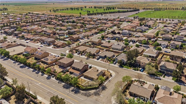 Detail Gallery Image 3 of 26 For 3103 Patti, Lancaster,  CA 93535 - 4 Beds | 2 Baths