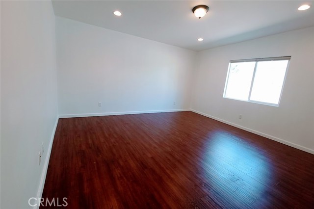 19100 Bessemer Street, Tarzana CA: https://media.crmls.org/medias/f9ecb3ca-817f-448d-9f04-d2513ff6d2bc.jpg