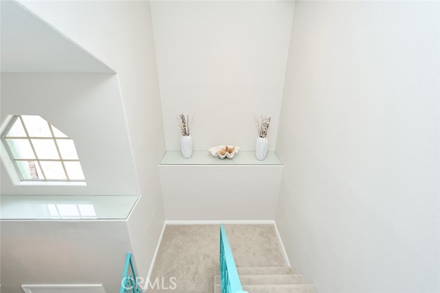 385 Park Avenue, Long Beach CA: https://media.crmls.org/medias/f9ece151-035b-4263-8402-6c8f2a6744c7.jpg