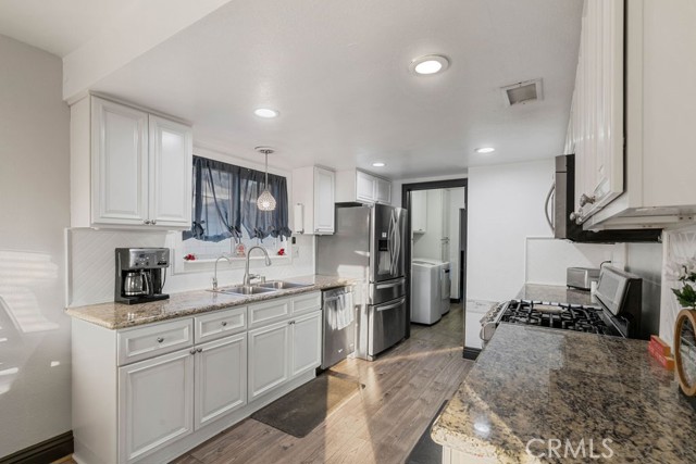 Detail Gallery Image 18 of 41 For 7871 Selma Ave, Rancho Cucamonga,  CA 91730 - 3 Beds | 2 Baths