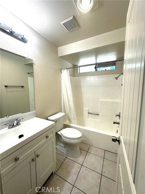 413 E James Street, Rialto CA: https://media.crmls.org/medias/f9edb1fc-e059-4a40-b92c-1bc127486686.jpg