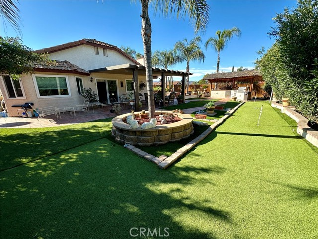 Detail Gallery Image 6 of 50 For 23856 Outrigger, Canyon Lake,  CA 92587 - 3 Beds | 2 Baths