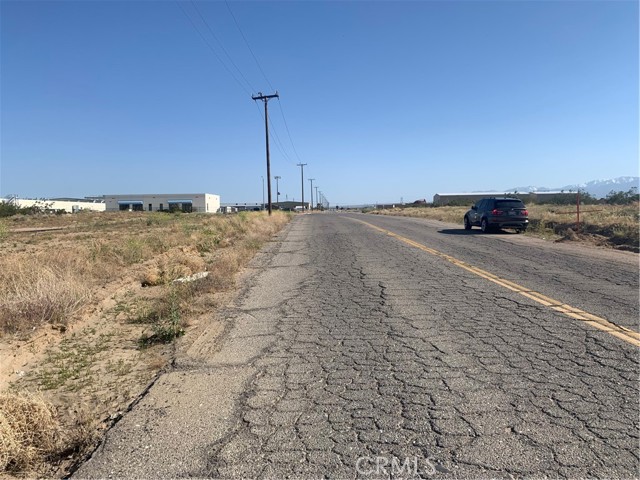 Detail Gallery Image 22 of 32 For 17374 Koala Rd, Adelanto,  CA 92301 - – Beds | – Baths