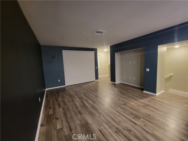 Detail Gallery Image 11 of 29 For 5464 Seacliff Pl #25,  San Diego,  CA 92154 - 4 Beds | 3/1 Baths