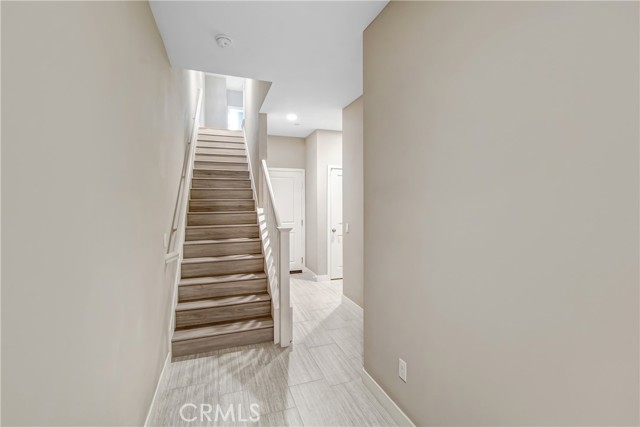 Detail Gallery Image 3 of 25 For 547 W Foothill Bld #89,  Glendora,  CA 91741 - 3 Beds | 4 Baths