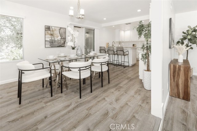 2101 El Arbolita Drive, Glendale CA: https://media.crmls.org/medias/f9f193ec-738e-48b7-b67d-a77824907e8a.jpg