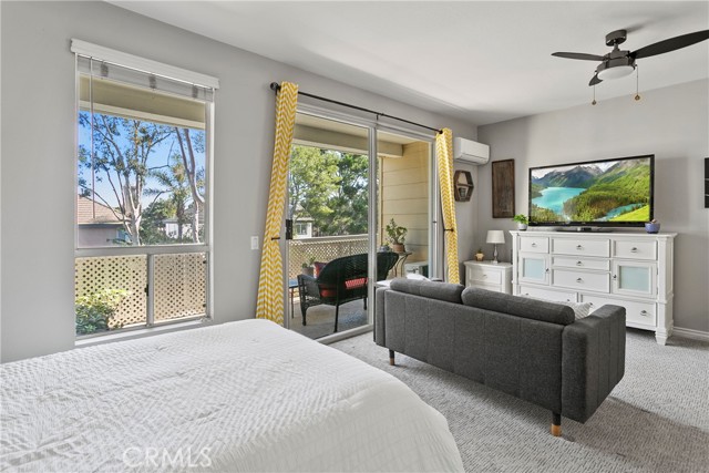 20191 Cape Coral Lane, Huntington Beach CA: https://media.crmls.org/medias/f9f19bcf-6c53-476d-84e6-75d8ae633dca.jpg