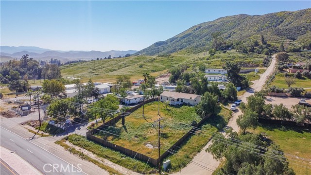 Detail Gallery Image 2 of 30 For 26312 Joppe Ave, Hemet,  CA 92545 - 4 Beds | 2 Baths