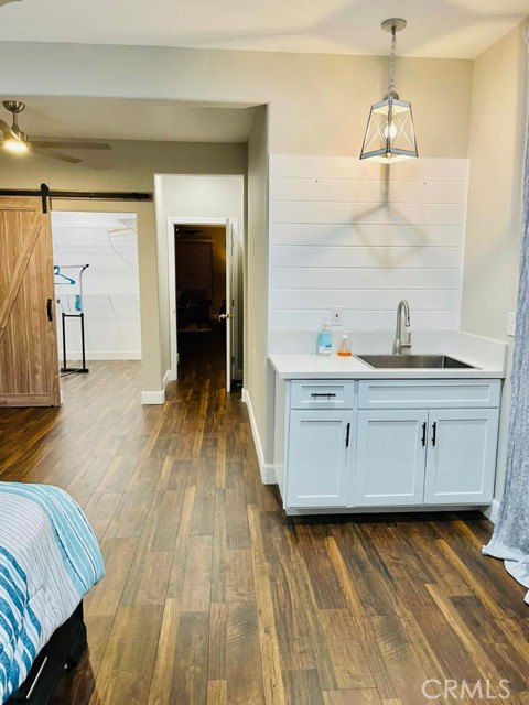 Detail Gallery Image 18 of 22 For 612 W Packwood, Visalia,  CA 93277 - 5 Beds | 3/1 Baths