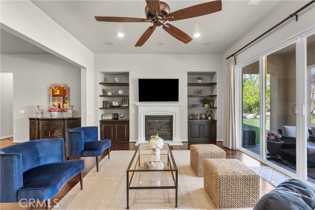 Detail Gallery Image 22 of 71 For 22385 Copper Mountain Ct, Saugus,  CA 91350 - 5 Beds | 5 Baths