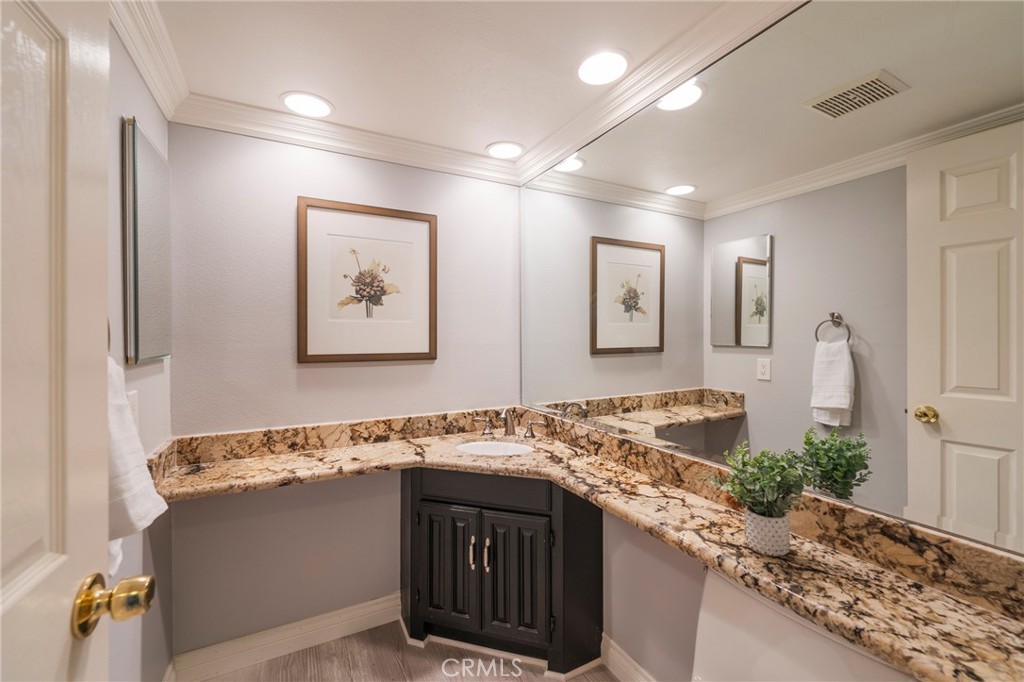 MLS #OC26110443 image #22