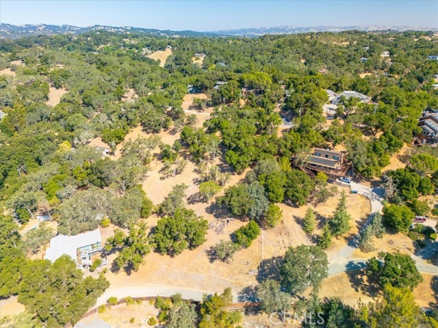 8315 Linda Vista Avenue, Atascadero CA: https://media.crmls.org/medias/f9f2b176-26bf-49d9-8728-9bf9c748d4c7.jpg