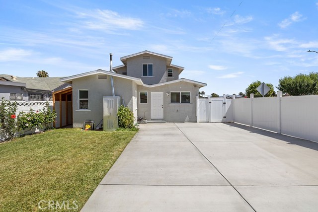 Detail Gallery Image 25 of 31 For 800 W 101 St, Los Angeles,  CA 90044 - 4 Beds | 2/1 Baths