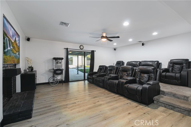 Detail Gallery Image 11 of 59 For 19501 Vintage St, Northridge,  CA 91324 - 7 Beds | 6 Baths