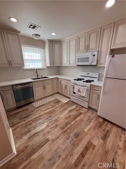 Detail Gallery Image 42 of 49 For 9812 S Denker, Los Angeles,  CA 90047 - 2 Beds | 1 Baths