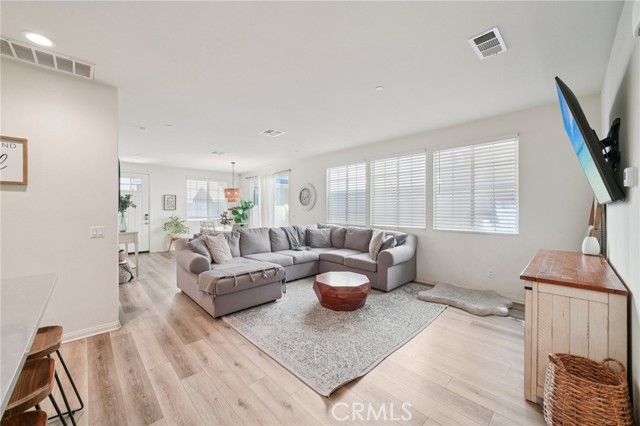 Detail Gallery Image 21 of 57 For 618 S Brampton Ln, Rialto,  CA 92376 - 4 Beds | 3 Baths