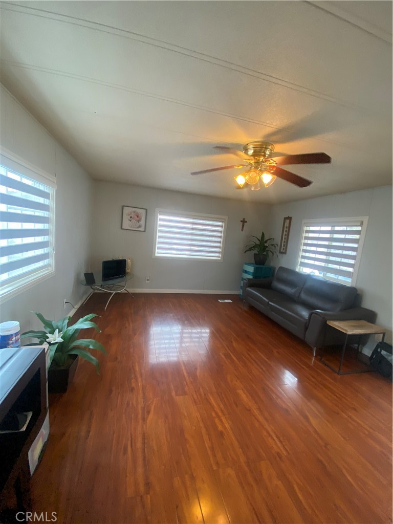 MLS #DW25163362 image #7