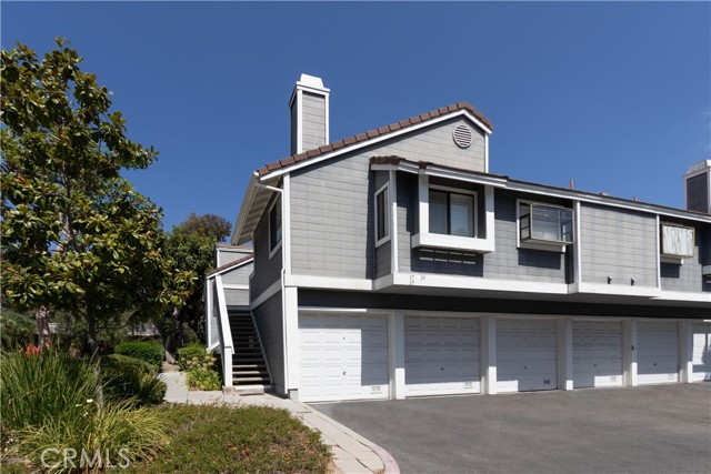 Detail Gallery Image 2 of 32 For 37 Clover Ln #273,  Aliso Viejo,  CA 92656 - 2 Beds | 1/1 Baths