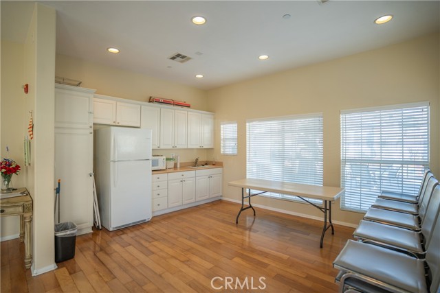 Detail Gallery Image 31 of 34 For 17782 Liberty Lane, Fountain Valley,  CA 92708 - 2 Beds | 2 Baths