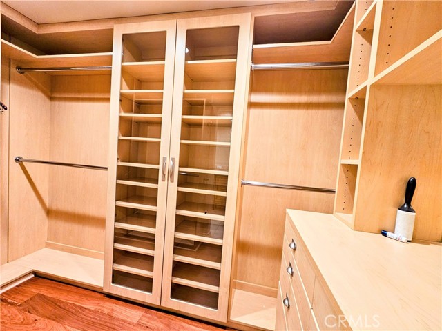 Detail Gallery Image 16 of 30 For 18521 Calle Vista Cir, Porter Ranch,  CA 91326 - 5 Beds | 4 Baths