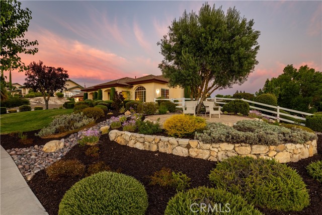 Detail Gallery Image 1 of 1 For 1608 via Flora, Paso Robles,  CA 93446 - 3 Beds | 2 Baths