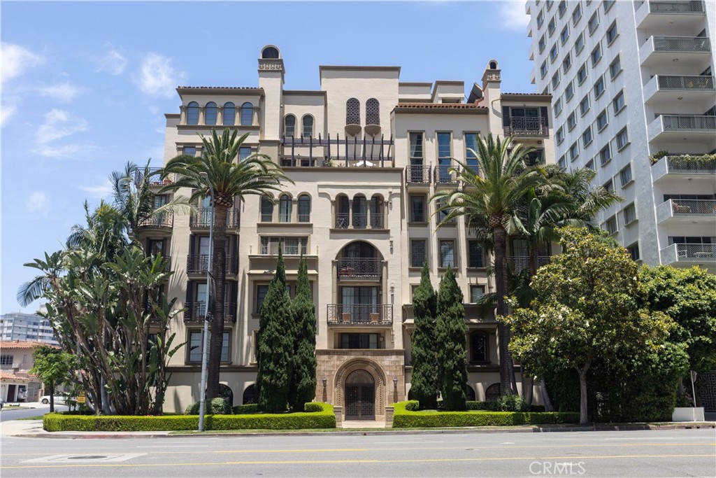 10795 Wilshire Boulevard #402