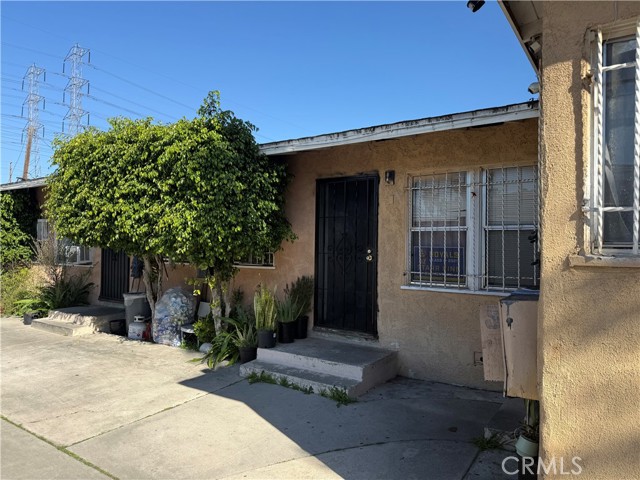 Detail Gallery Image 5 of 11 For 45 E 69th Way, Long Beach,  CA 90805 - – Beds | – Baths