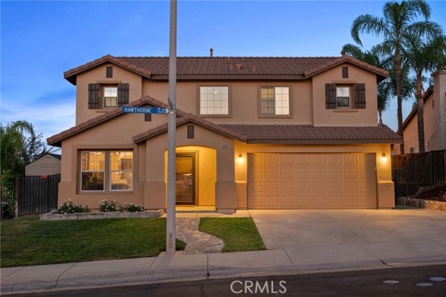 Detail Gallery Image 4 of 53 For 3547 Hawthorne Dr, Corona,  CA 92881 - 3 Beds | 2/1 Baths