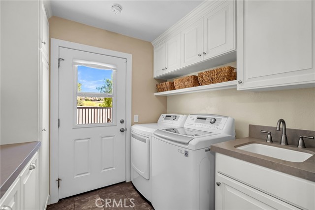 Detail Gallery Image 35 of 74 For 1250 Highridge, Riverside,  CA 92506 - 3 Beds | 3 Baths