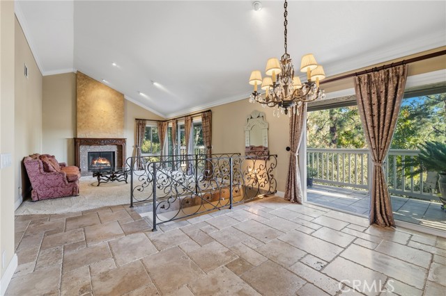 Detail Gallery Image 3 of 33 For 113 Conifer Circle, Oak Park,  CA 91377 - 3 Beds | 2/1 Baths