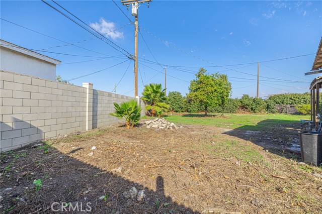 Detail Gallery Image 4 of 19 For 1201 S Grandee, Compton,  CA 90220 - 3 Beds | 2 Baths