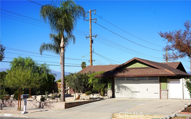 Detail Gallery Image 2 of 27 For 22512 Raven Way, Grand Terrace,  CA 92313 - 3 Beds | 2 Baths