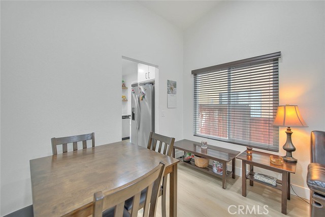 Detail Gallery Image 8 of 39 For 7077 Iris, Rancho Cucamonga,  CA 91739 - 3 Beds | 2 Baths