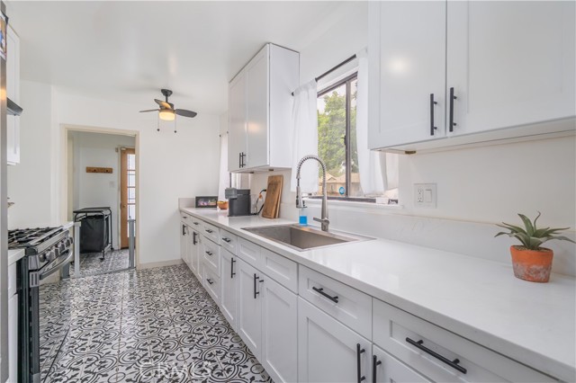 14618 Piuma Avenue, Norwalk CA: https://media.crmls.org/medias/f9fb92a1-532f-4477-b210-049a52b16483.jpg