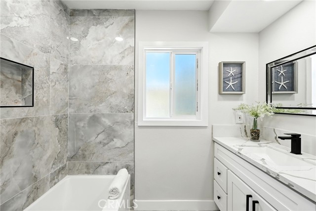 9533 Paramount Boulevard, Downey CA: https://media.crmls.org/medias/f9fcd9de-0bf9-430e-b2fb-5ac12446e5cd.jpg